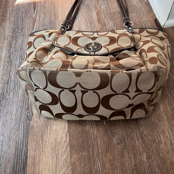 Coach Signature Leah Tote Large - Brown/Tan F14658 - Picture 5 of 12